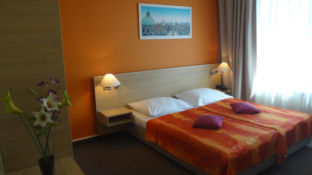Hotel Ehrlich Praha Bagian luar foto