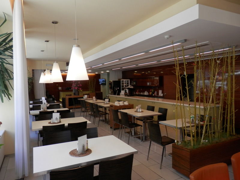 Hotel Ehrlich Praha Bagian luar foto