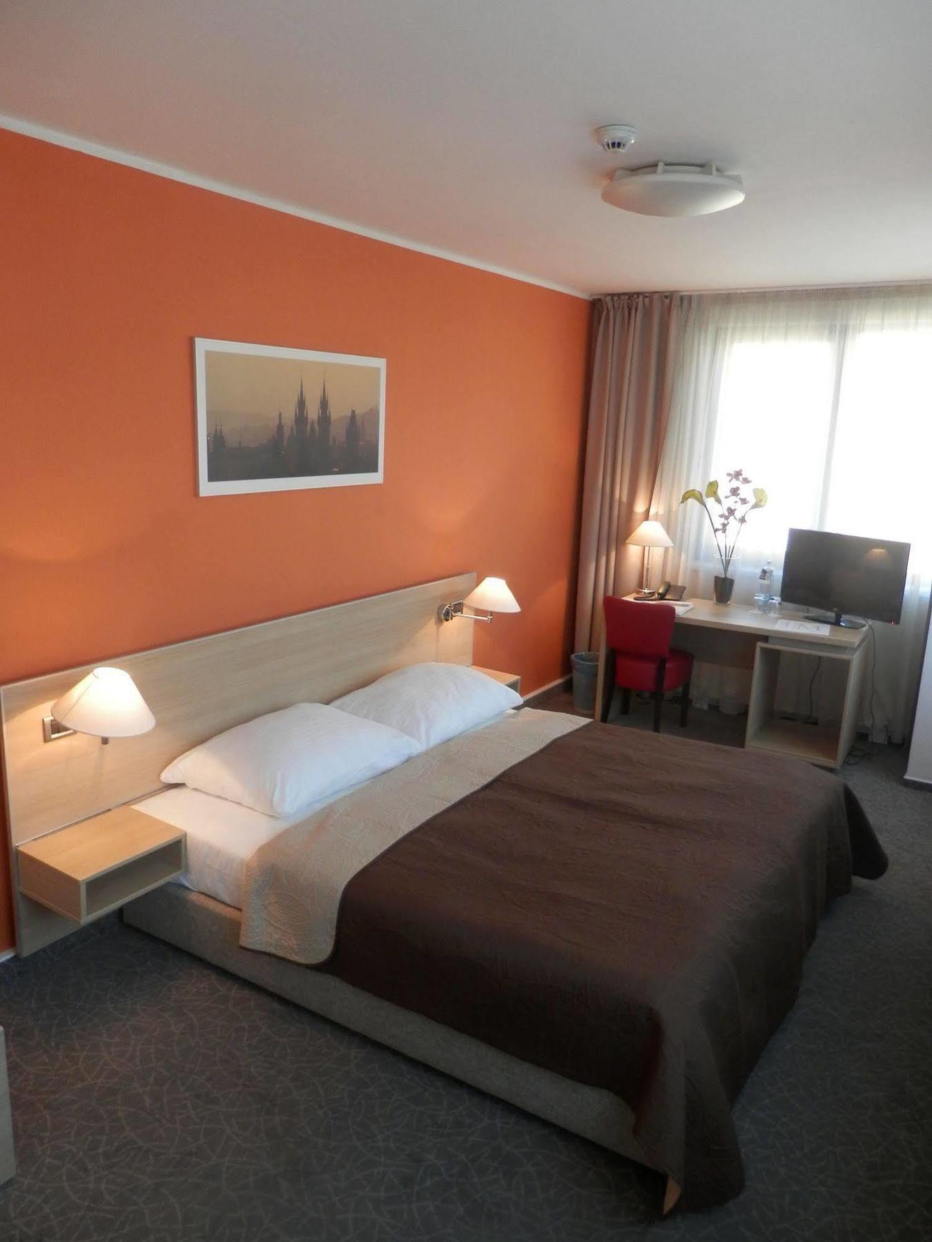 Hotel Ehrlich Praha Bagian luar foto