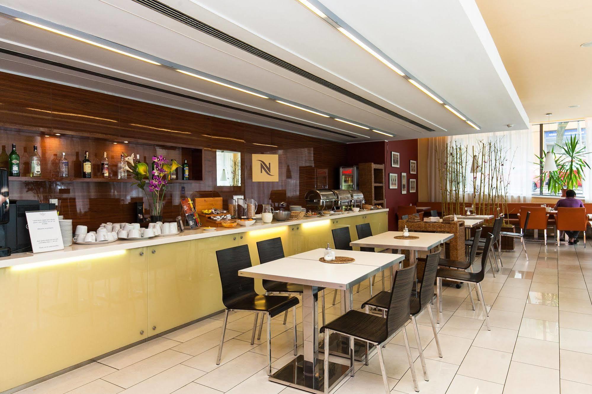 Hotel Ehrlich Praha Bagian luar foto