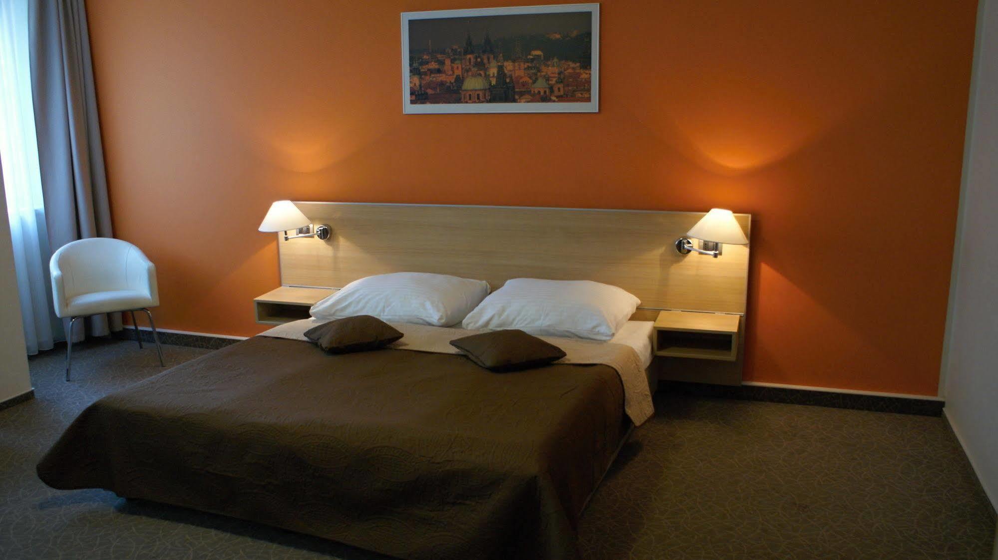 Hotel Ehrlich Praha Bagian luar foto