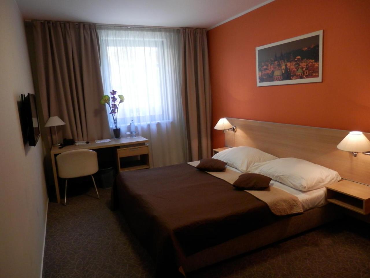 Hotel Ehrlich Praha Bagian luar foto